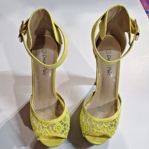 Dream Pairs Bright Yellow Lace Ankle-Strap Peep Toe Heels
